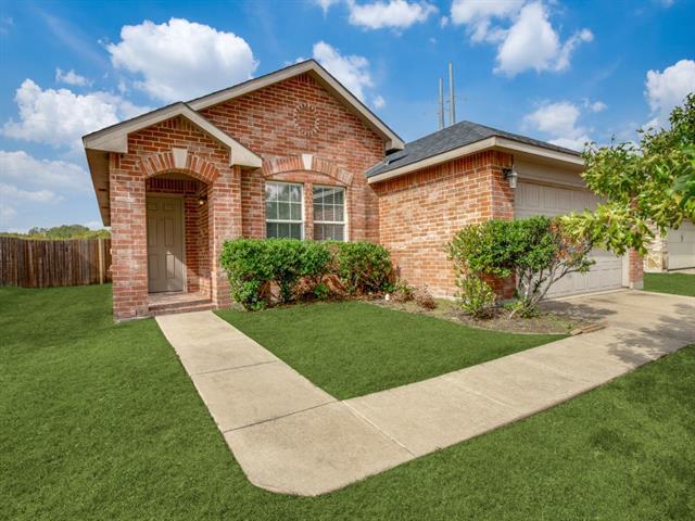 311 Mistflower Ln in Fate, TX - Building Photo