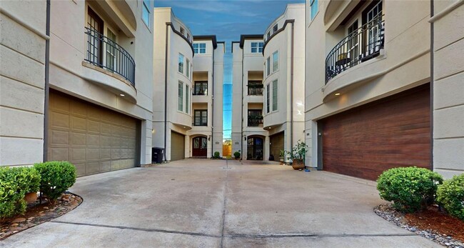 5635 Val Verde St in Houston, TX - Foto de edificio - Building Photo