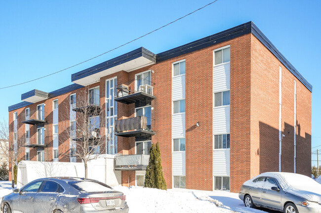 3440 des Aulnes in Québec, QC - Building Photo - Primary Photo