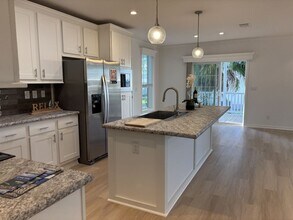 250 Bimini Cay Cir in Vero Beach, FL - Building Photo - Building Photo