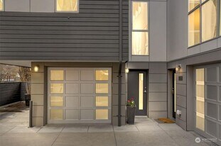 3615 Phinney Ave N in Seattle, WA - Building Photo