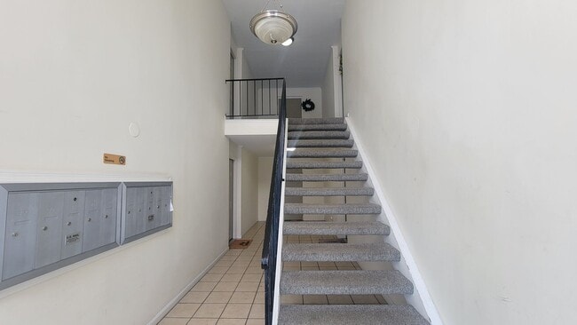 805 La Fontenay Ct in Louisville, KY - Building Photo - Building Photo