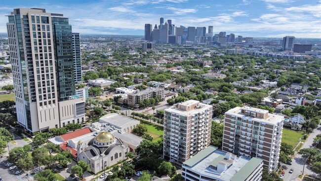 property at 3600 Montrose Blvd