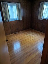 9 Glenview Dr in Decatur, IL - Building Photo - Building Photo