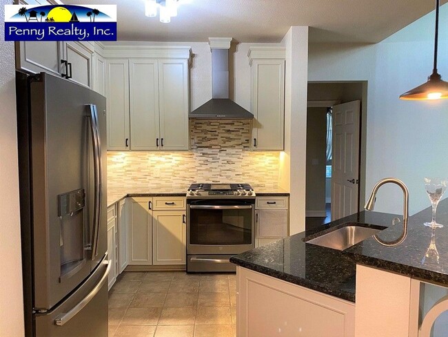 1480 Broadway in San Diego, CA - Building Photo - Building Photo