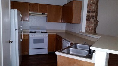 2602 Colquitt Cove in Austin, TX - Building Photo - Building Photo