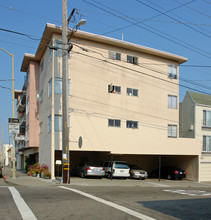 1500 Judah St in San Francisco, CA - Building Photo - Building Photo