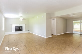 7716 Monetta Dr in Jacksonville, FL - Building Photo - Building Photo