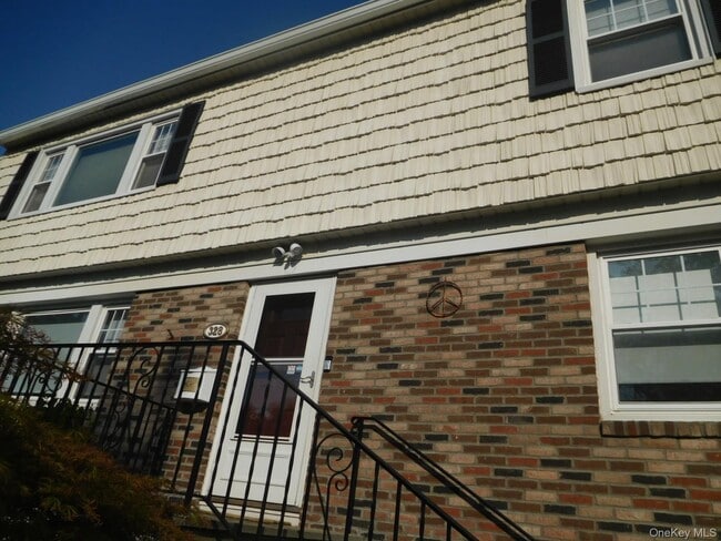 328 Columbus Ave in Tuckahoe, NY - Building Photo - Building Photo