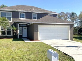 1114 Dartford Dr in Kissimmee, FL - Building Photo