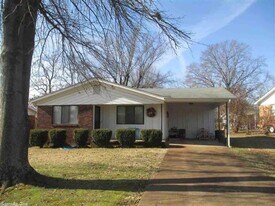 107 Mary Ella Dr in Searcy, AR - Building Photo