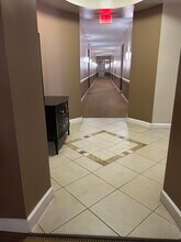 520 SE 5th Ave, Unit 2 Beds in Fort Lauderdale, FL - Foto de edificio - Building Photo