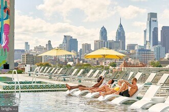 900 N 9th St in Philadelphia, PA - Foto de edificio - Building Photo