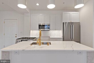 1351 Wisconsin Ave NW in Washington, DC - Building Photo - Building Photo