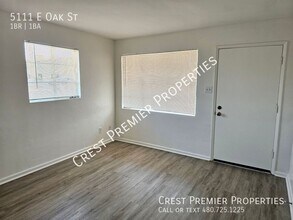 5111 E Oak St in Phoenix, AZ - Building Photo - Building Photo