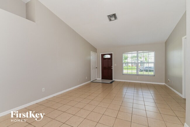801 SW 4th Pl in Cape Coral, FL - Building Photo - Building Photo