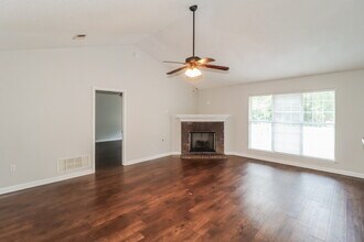 8161 Loden Cove in Southaven, MS - Foto de edificio - Building Photo