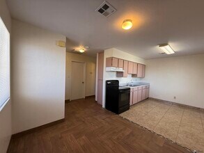 255 E 23rd St in Yuma, AZ - Building Photo - Building Photo