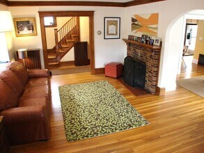 128 Brooks Ave in Arlington, MA - Building Photo - Building Photo