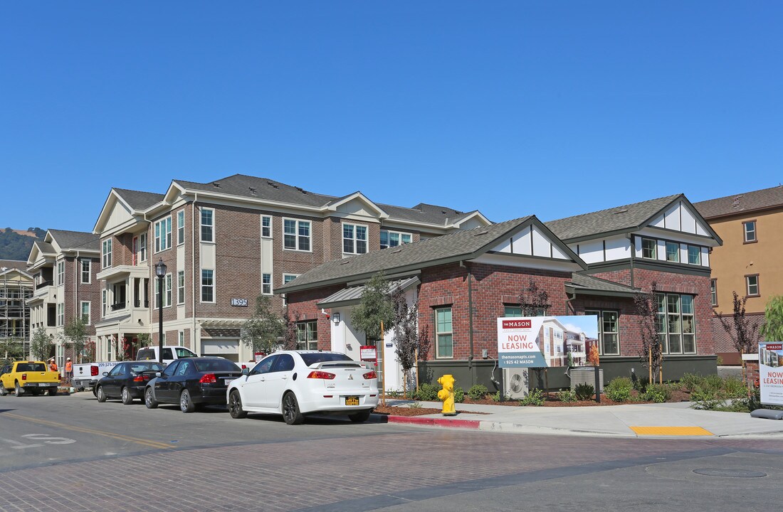 The Mason in Pleasanton, CA - Foto de edificio