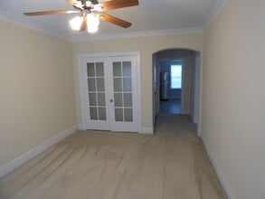 7212 Jackson Blvd in Forest Park, IL - Foto de edificio - Building Photo