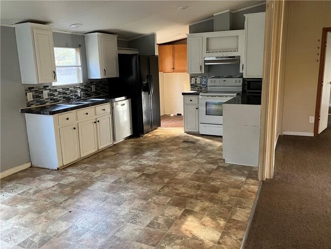 4593 Catfish Ct SE in Acworth, GA - Building Photo - Building Photo