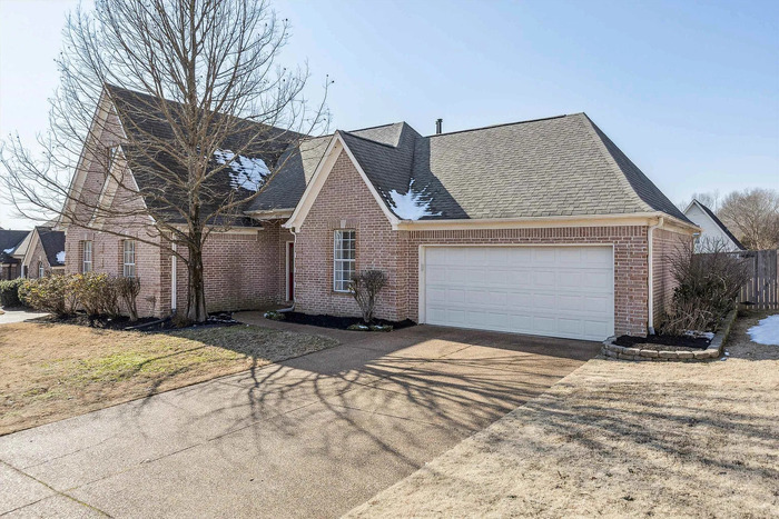 5177 Melanie Creek Cove in Arlington, TN - Building Photo