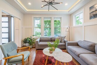 19 Shute Path in Newton, MA - Building Photo - Building Photo