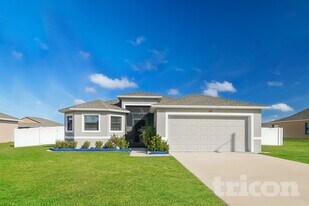 3140 Kiwi Ave in Winter Haven, FL - Building Photo