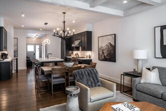 5 Wildwood Rd W in Big Sky, MT - Building Photo - Building Photo