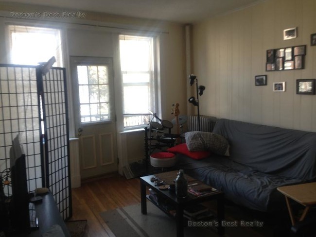 17 Lothian Rd-Unit -303 in Boston, MA - Building Photo - Building Photo
