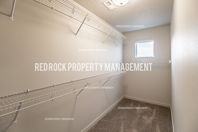 property at 325 S Woodlawn Rd