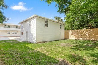 28 Sebastian Ave in St. Augustine, FL - Building Photo - Building Photo