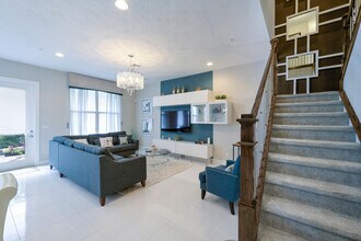 1932 Juno Landing Ln in North Palm Beach, FL - Foto de edificio - Building Photo