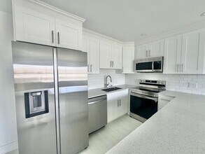 282 Fanshaw G in Boca Raton, FL - Foto de edificio - Building Photo