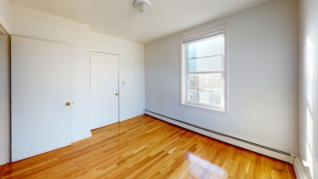 198 Allston St, Unit #14 in Boston, MA - Building Photo - Building Photo