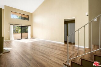 1944 Glendon Ave in Los Angeles, CA - Building Photo - Building Photo