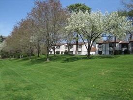 59 Richmond Blvd, Unit 1A in Ronkonkoma, NY - Building Photo