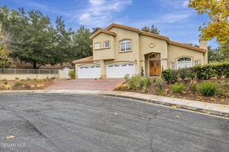 29804 Westhaven Dr in Agoura Hills, CA - Building Photo - Building Photo