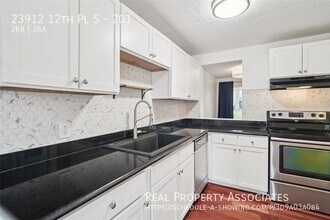 23912 12th Pl S in Des Moines, WA - Building Photo - Building Photo