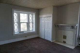 Callowhill Apartments in Pittsburgh, PA - Building Photo - Building Photo