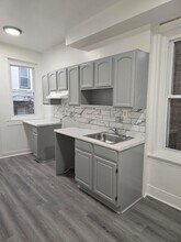 5833 Christian St in Philadelphia, PA - Building Photo - Building Photo