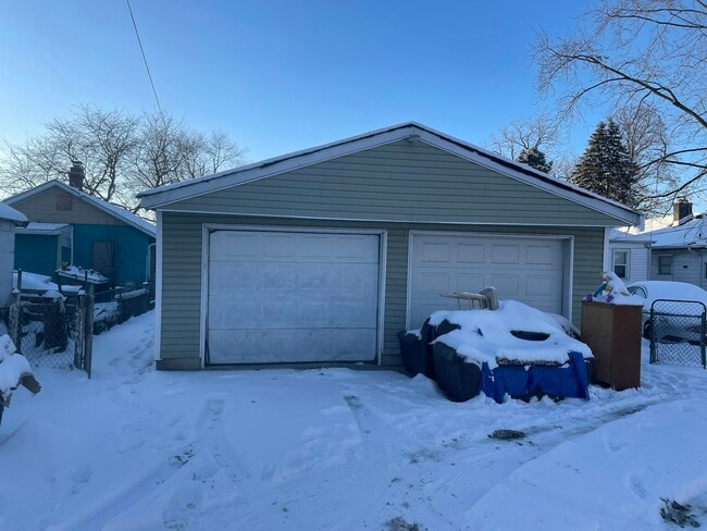 1517 N Chester Ave in Indianapolis, IN - Building Photo - Building Photo