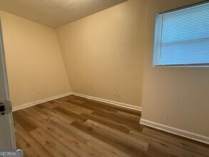 205 Rustwood Dr in Athens, GA - Building Photo - Building Photo
