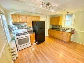 30 Sherman St in Burlington, VT - Building Photo - Building Photo