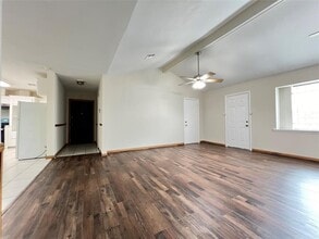 9210 Meaux Dr in Houston, TX - Building Photo - Building Photo