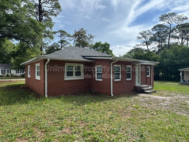 property at 4938 Wrightsville Ave