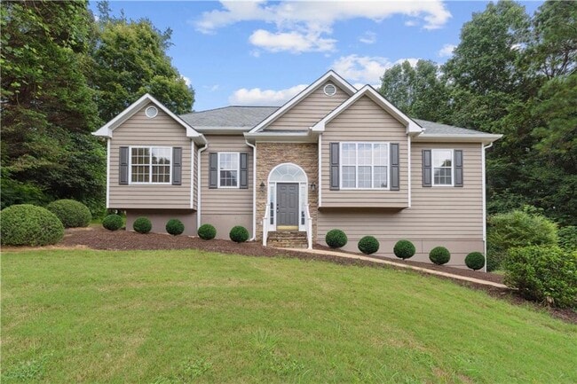 property at 6790 India Ln