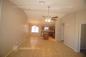 1378 E Ryan Rd in San Tan Valley, AZ - Foto de edificio - Building Photo