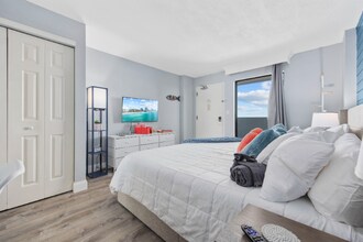 3000 N Ocean Blvd in Myrtle Beach, SC - Building Photo - Building Photo